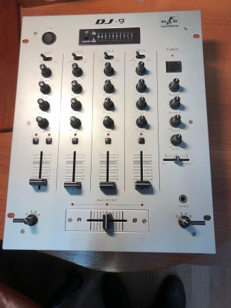  DJ-9